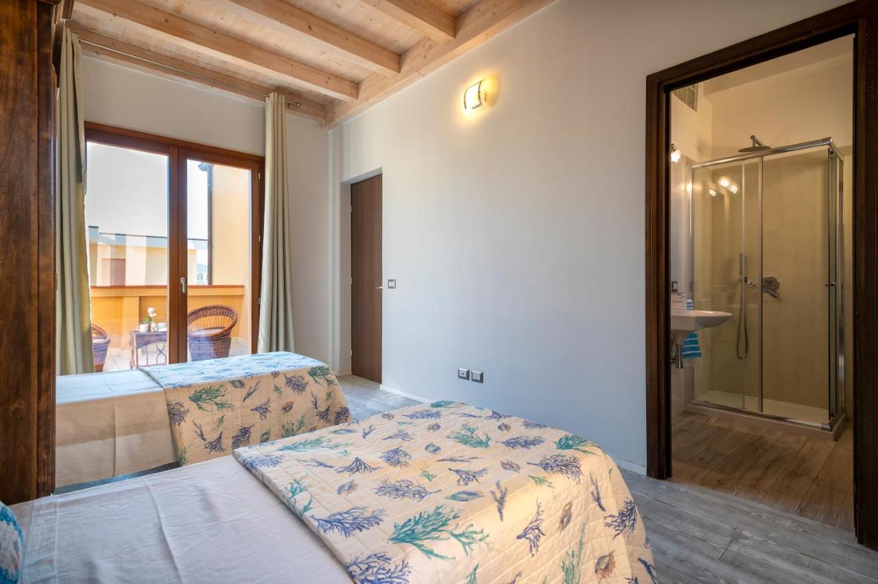 알게로 Lungomare Garibaldi - Attico A Due Passi Dal Mare 아파트 외부 사진
